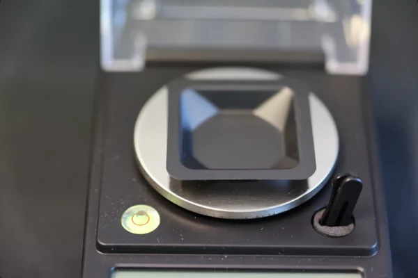 Lab Black Weighing Dish (10x) - Image 2